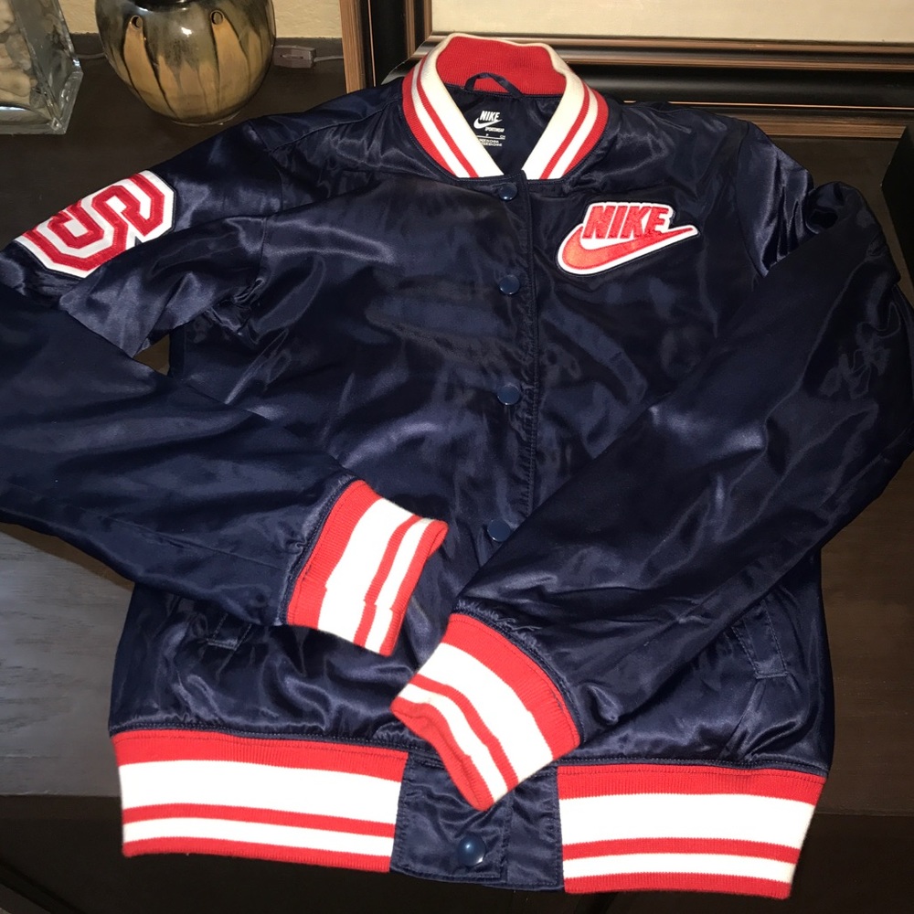 Women's Nike sportswear jacket